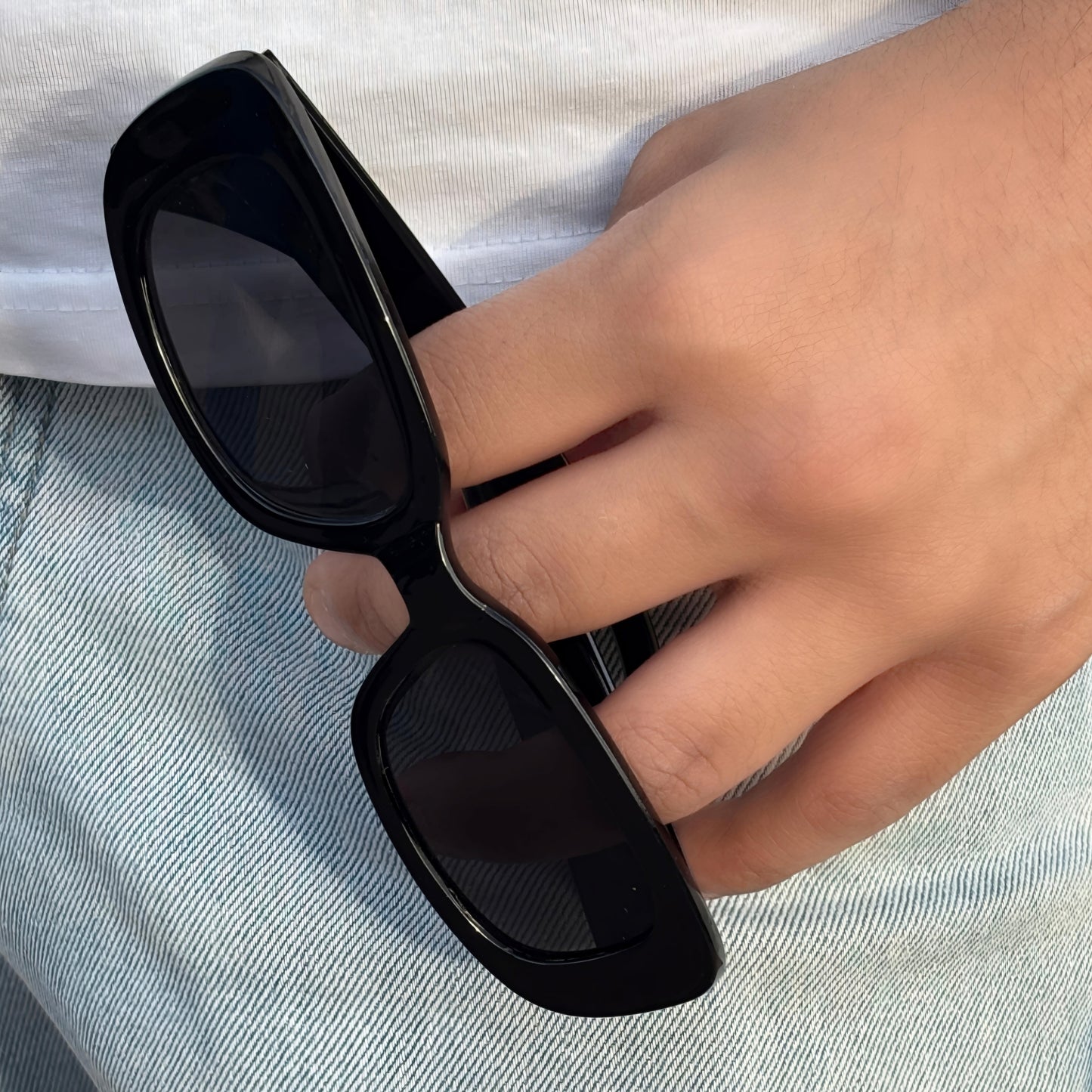 Cosmoir Retro Square Sunglasses (Black)