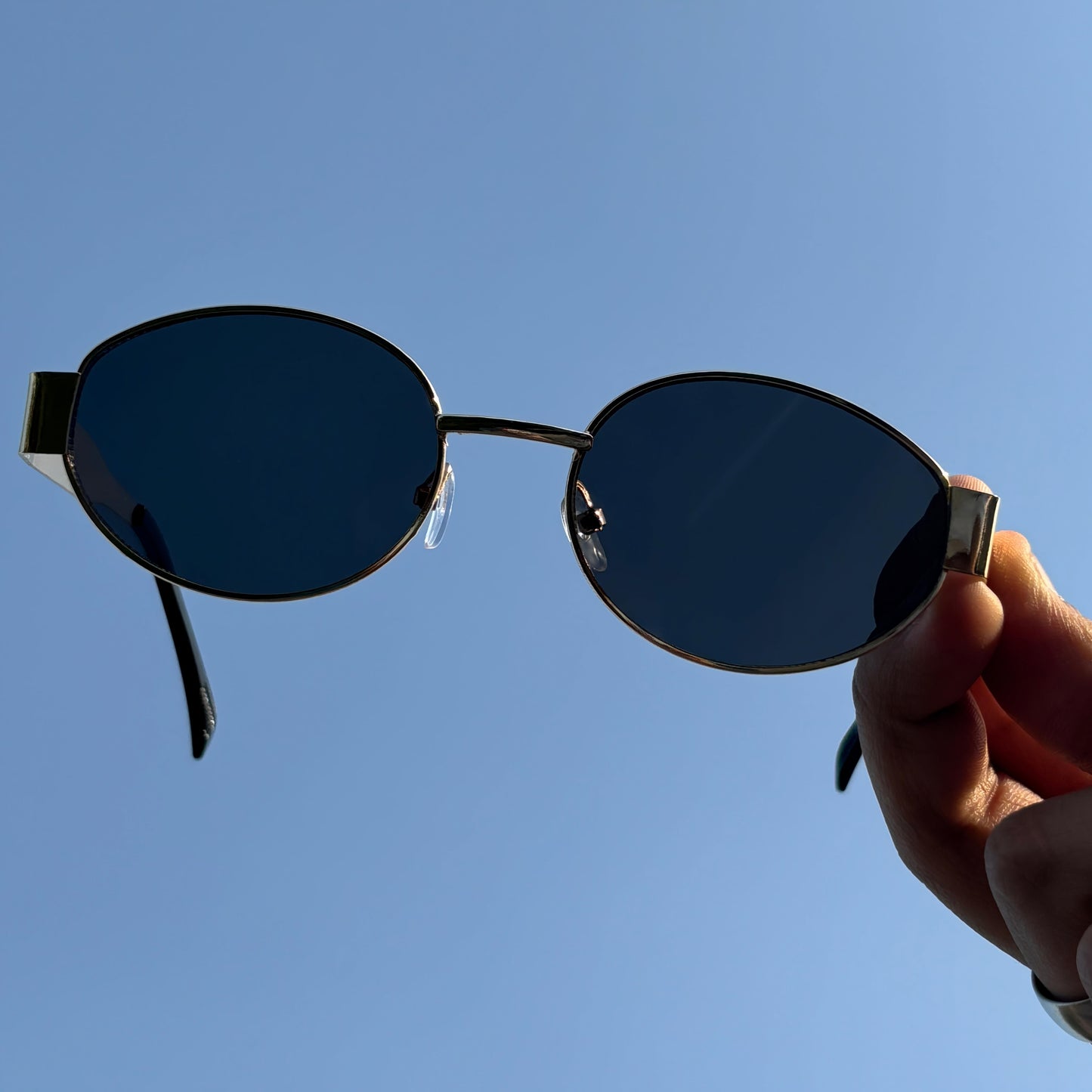 Cosmoir Retro Oval Sunglasses