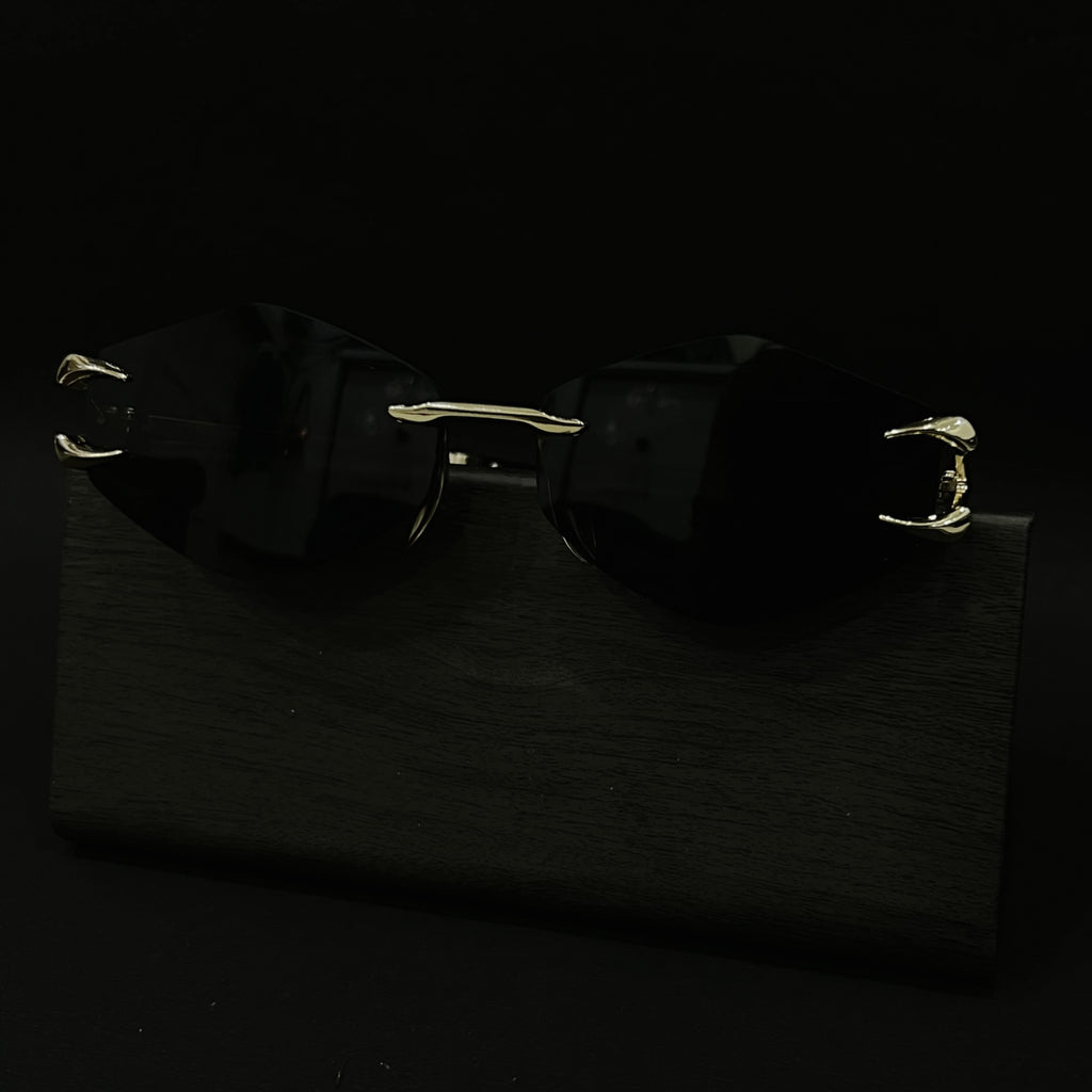 Cosmoir Vampire Fangs