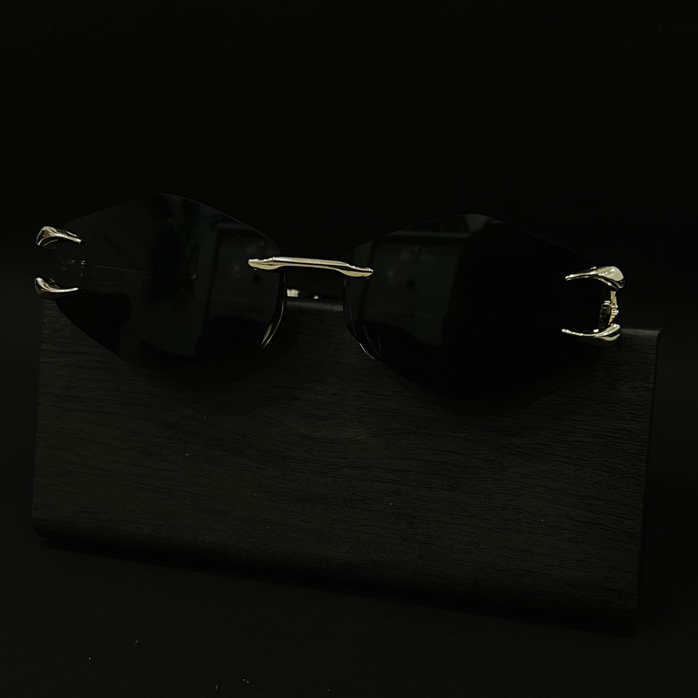 Cosmoir Vampire Fangs