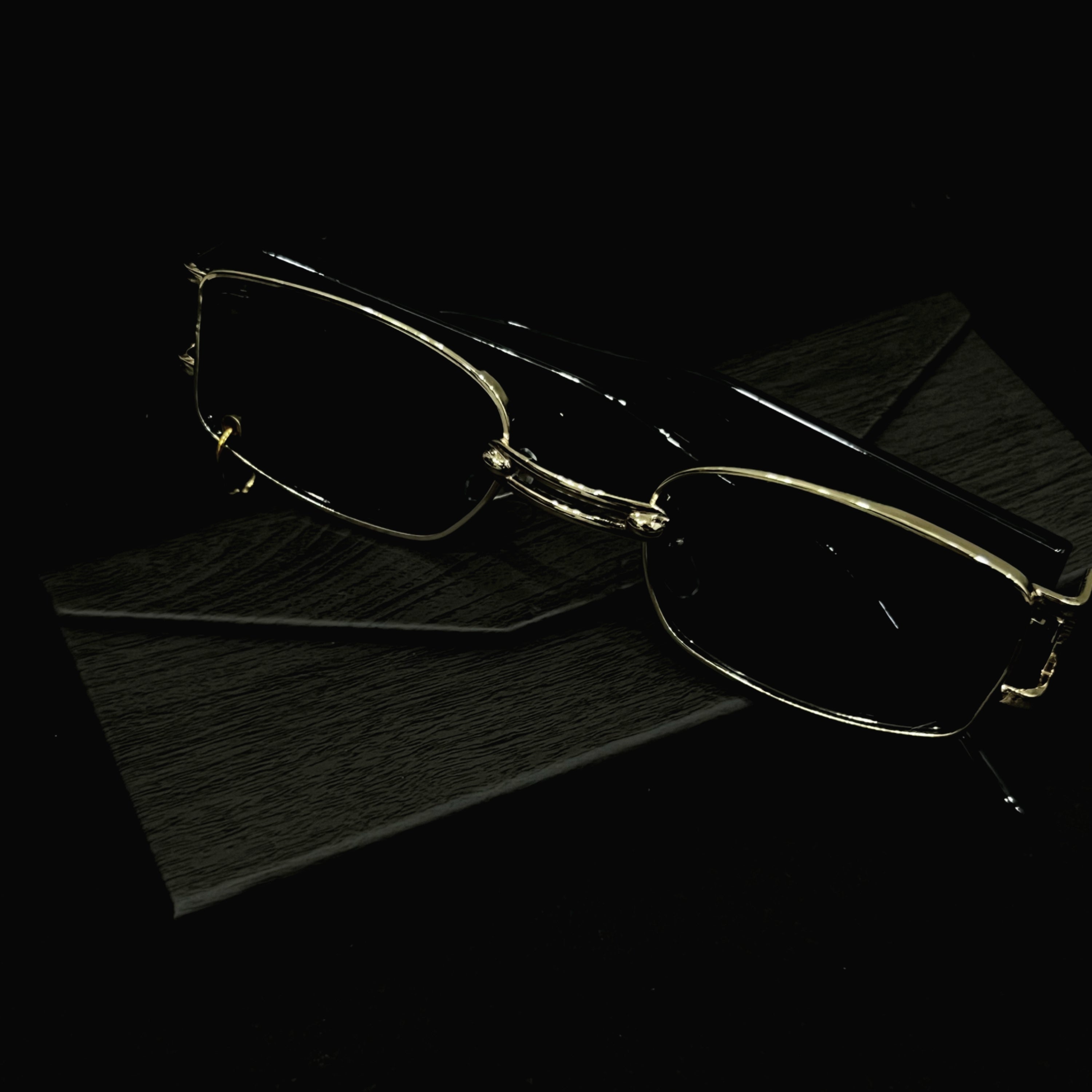 Cosmoir Signature Ellipse