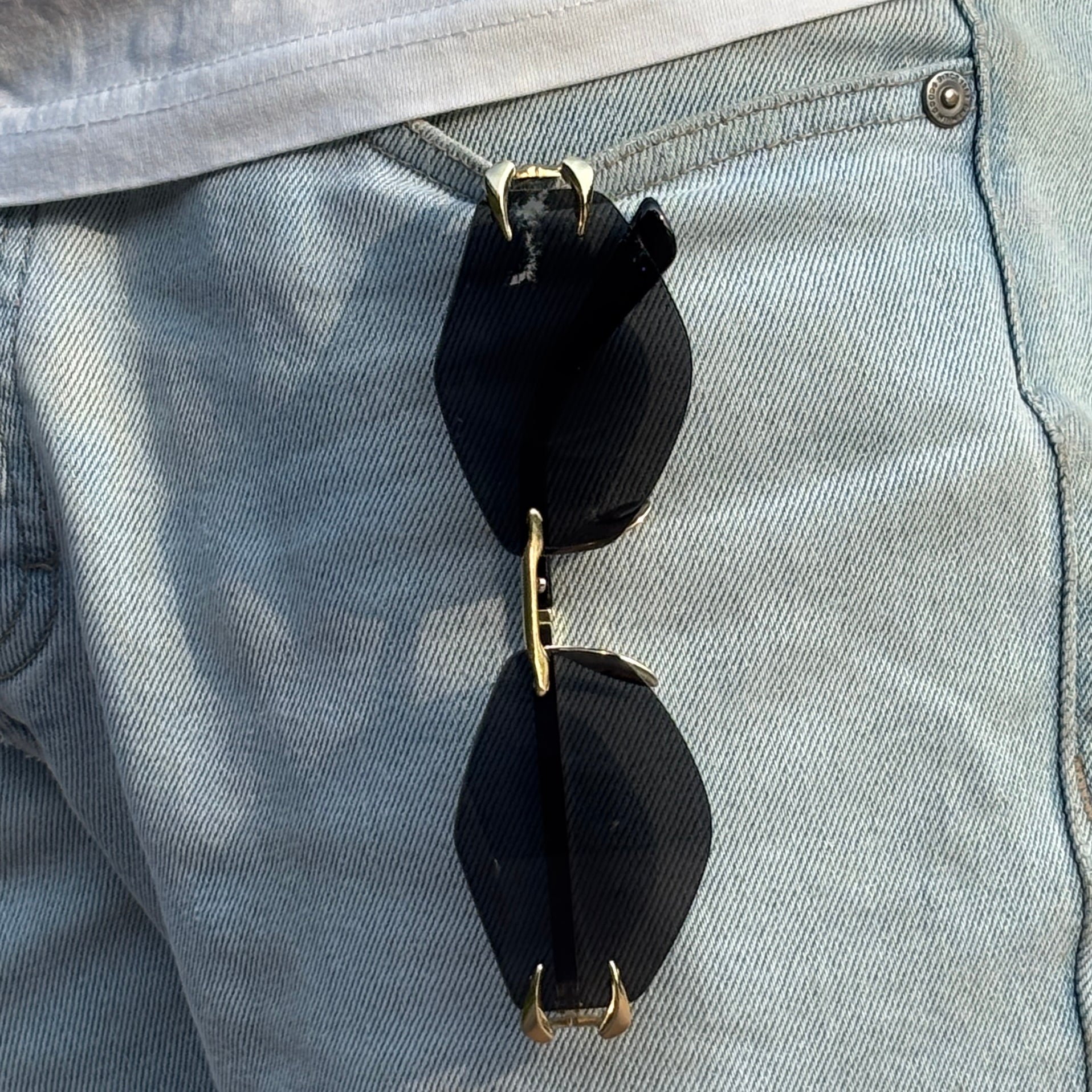 Cosmoir Vampire Fangs