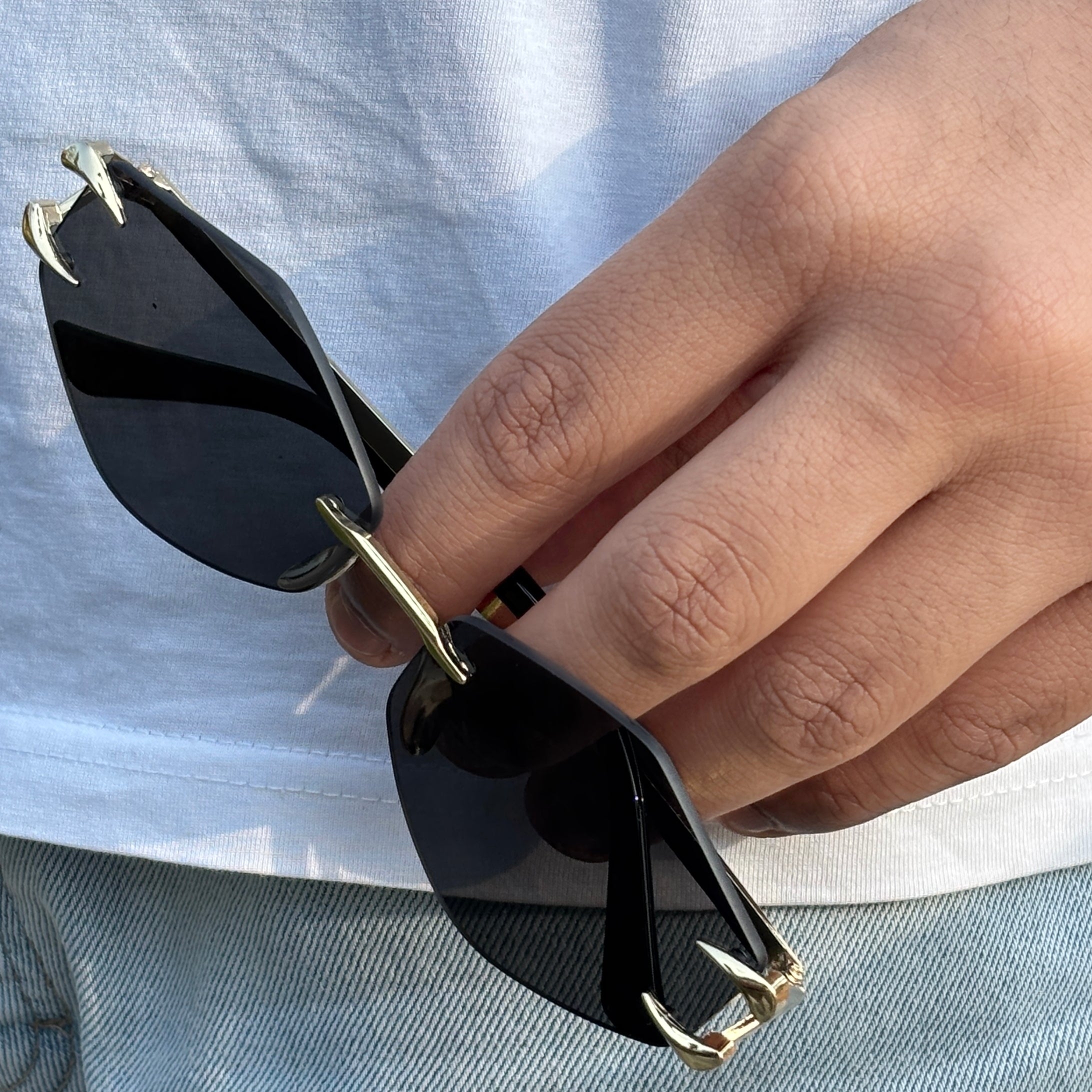 Cosmoir Vampire Fangs