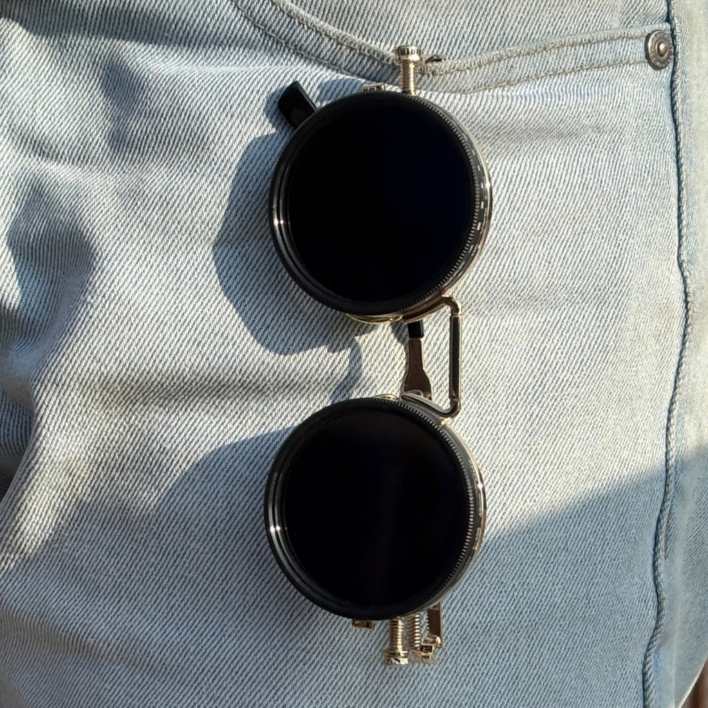 Cosmoir Shadowcore with Adjustable Tint (Gold)