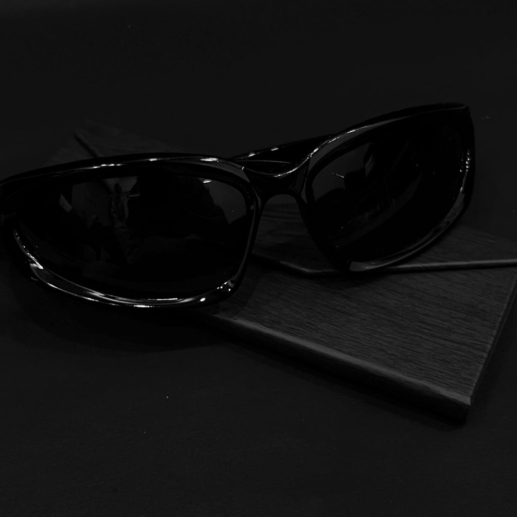 Cosmoir Y2K Reign (Black)