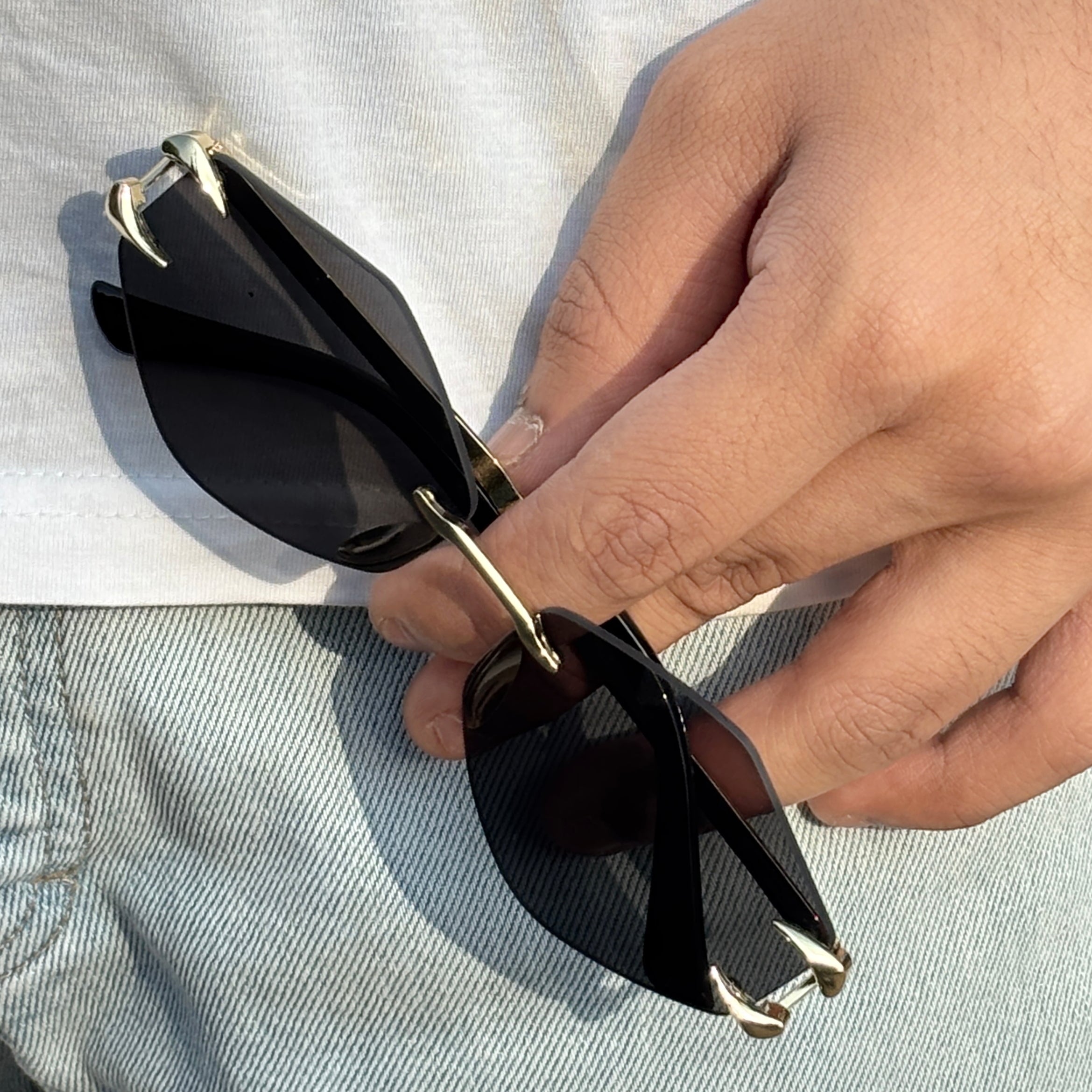 Cosmoir Vampire Fangs