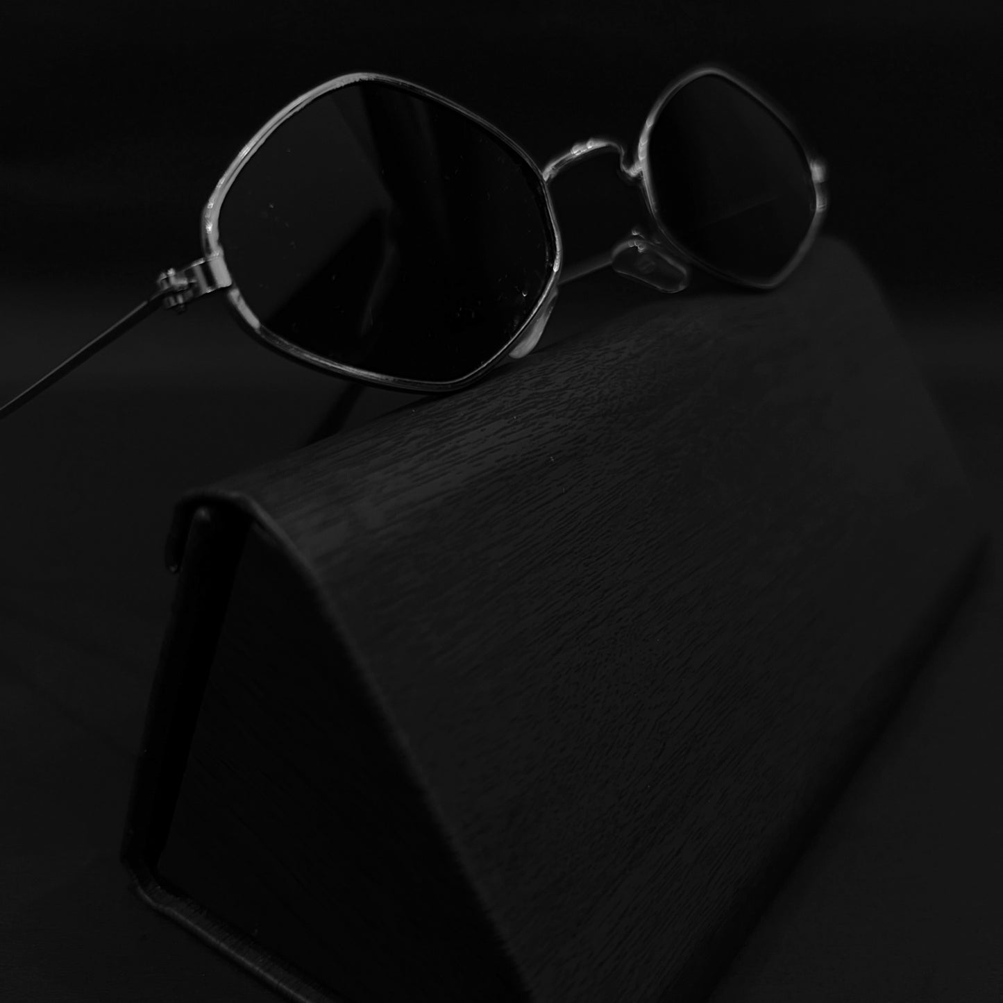 Cosmoir Cat Eye