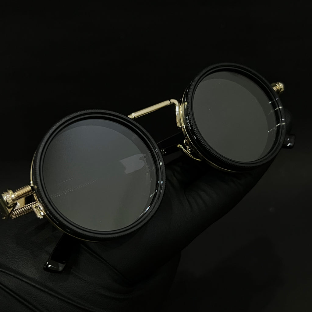 Cosmoir Shadowcore with Adjustable Tint (Gold)