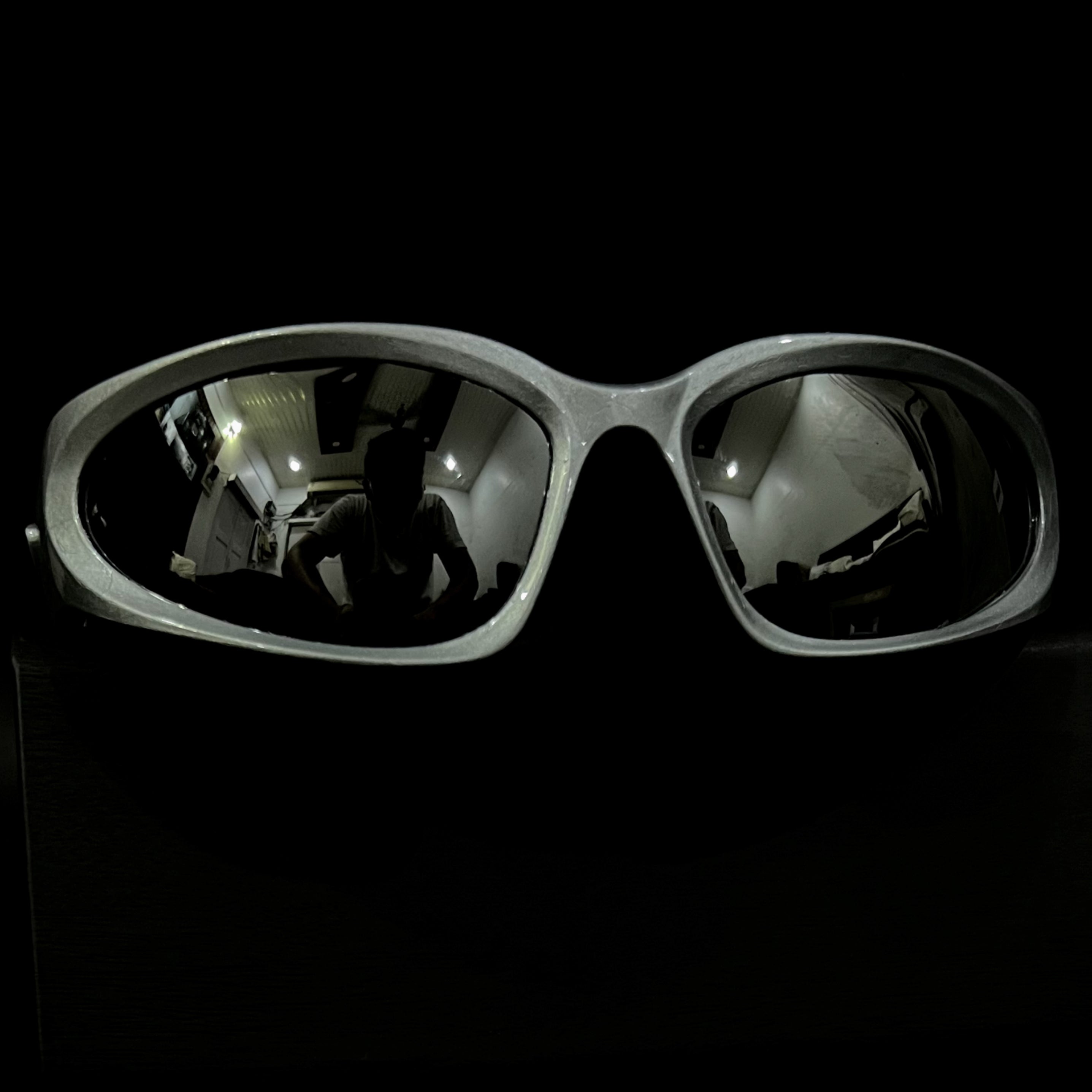 Cosmoir Y2K Reign (Silver)