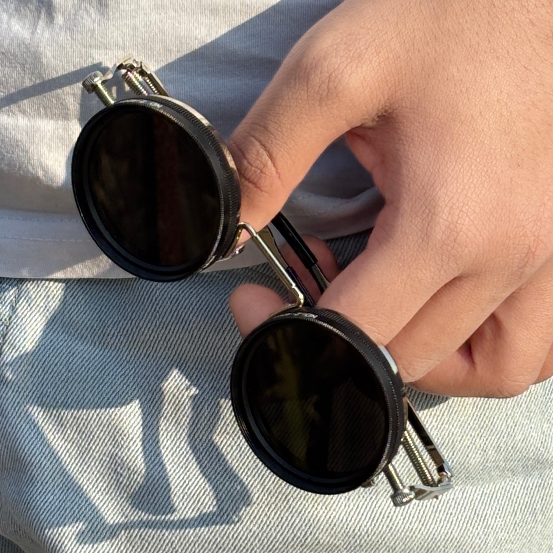 Cosmoir Nightshade with Adjustable Tint (Silver)