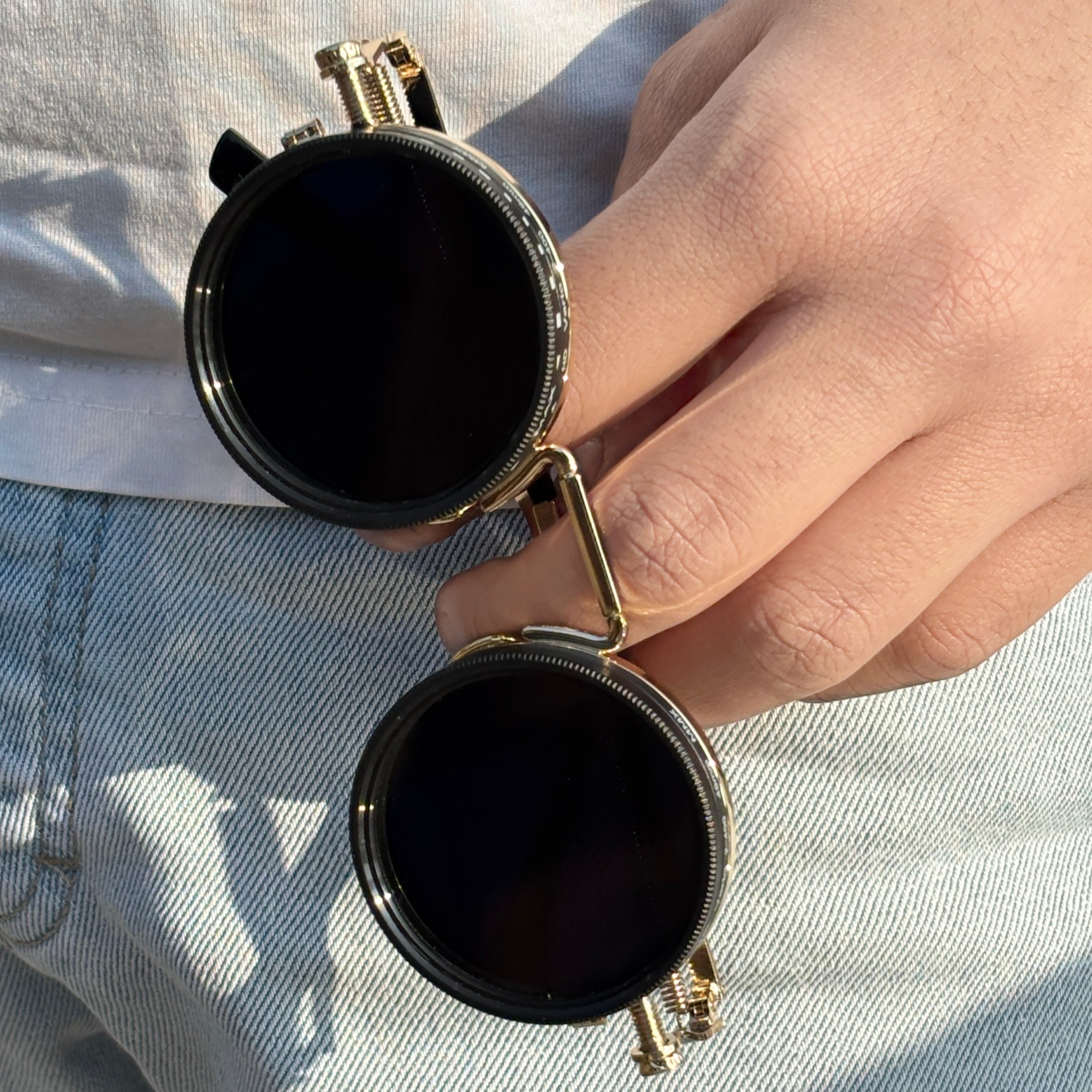 Cosmoir Shadowcore with Adjustable Tint (Gold)