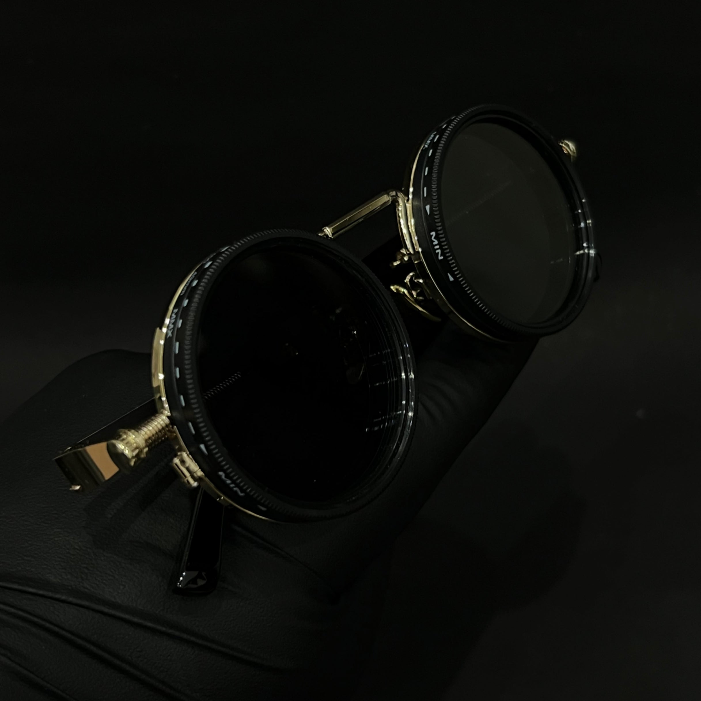 Cosmoir Shadowcore with Adjustable Tint (Gold)