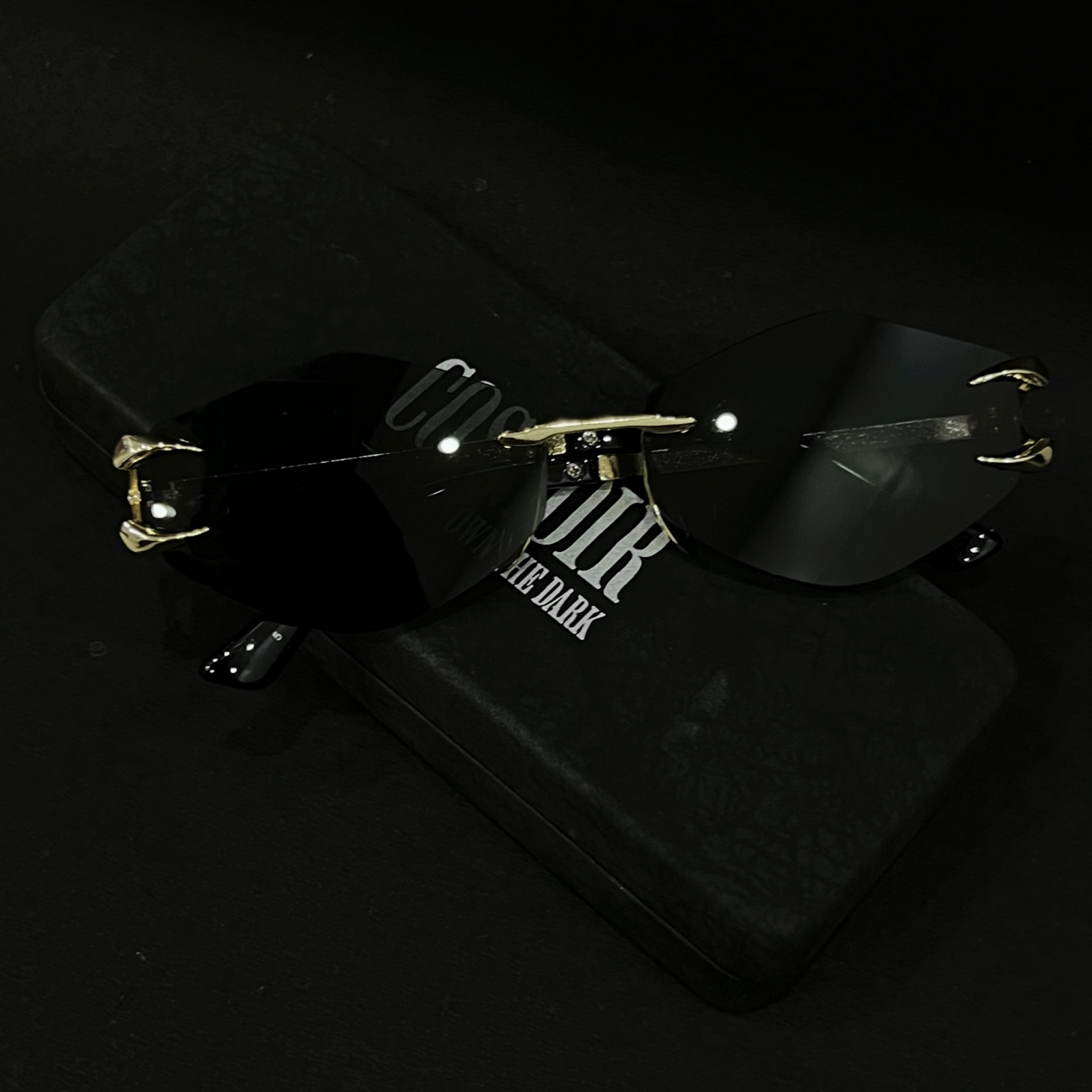 Cosmoir Vampire Fangs